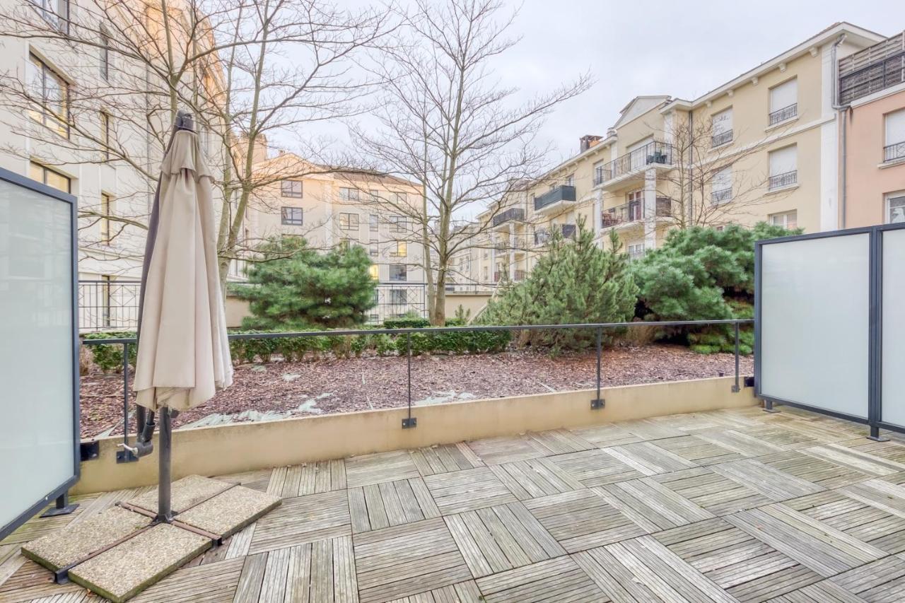 La Gare, Disneyland Paris Terrasse Parking Gratuit Μπισί-Σεν Ζορζ Εξωτερικό φωτογραφία